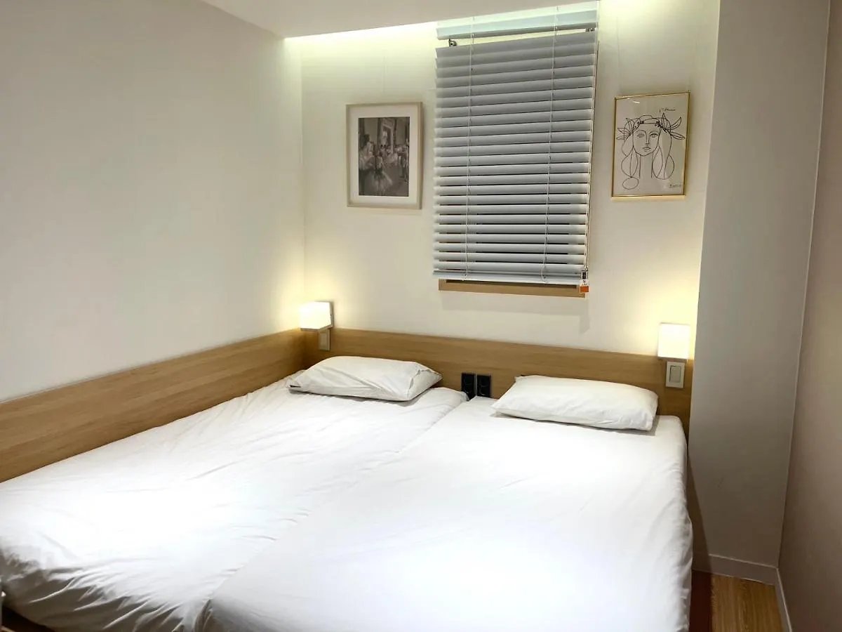 Artravel Myeongdong Hostel Seoul