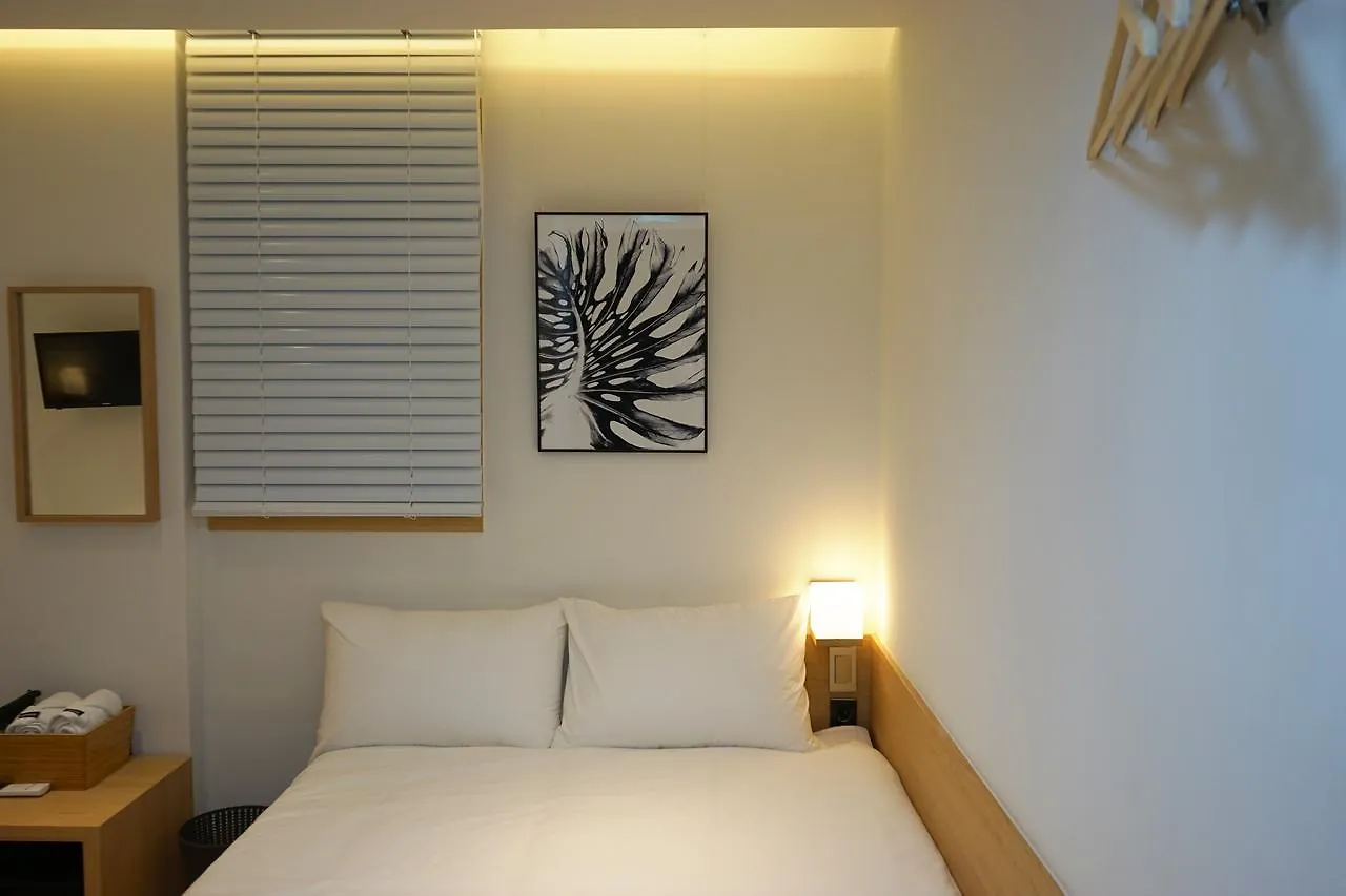 Artravel Myeongdong Hostel Seoul