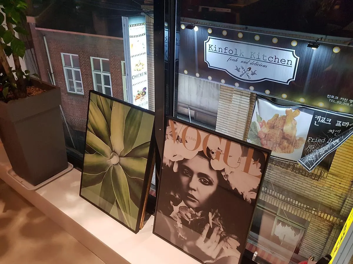 Artravel Myeongdong Hostel Seoul