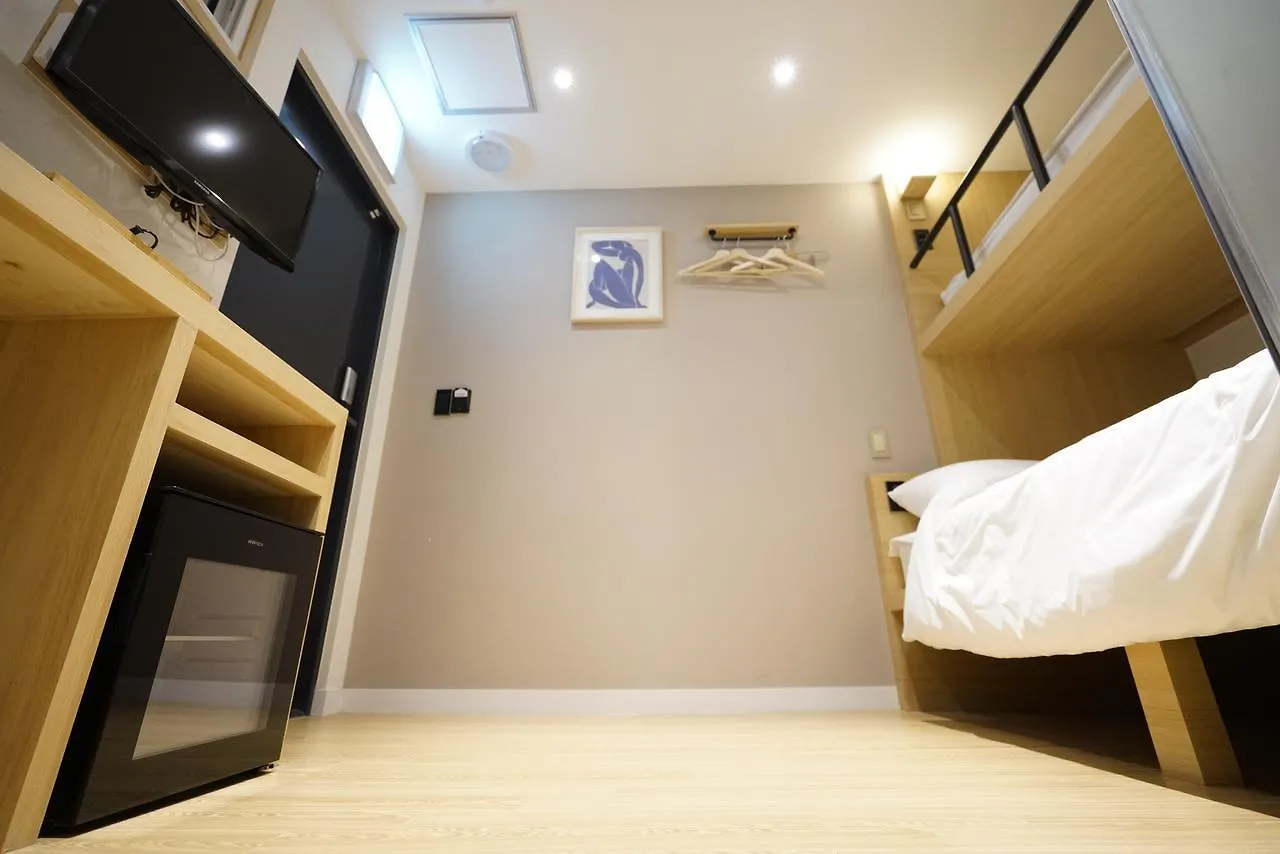 Artravel Myeongdong Hostel Seoul South Korea