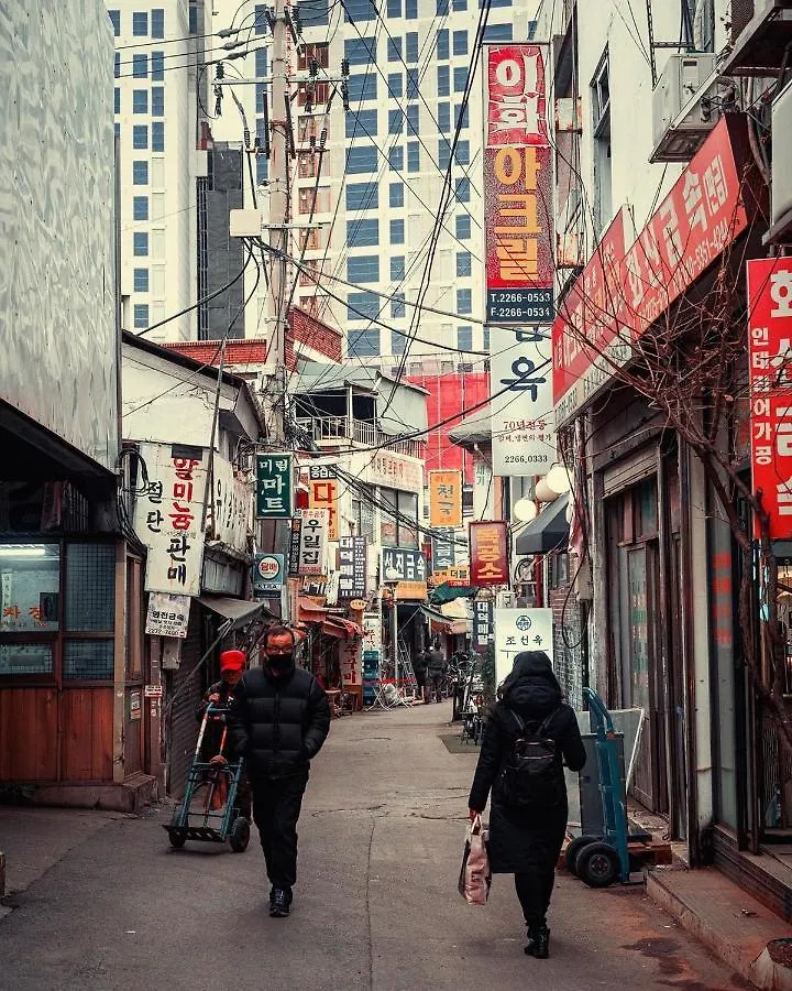 Artravel Myeongdong Hostel Seoul South Korea