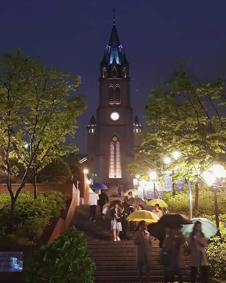 Artravel Myeongdong Hostel Seoul